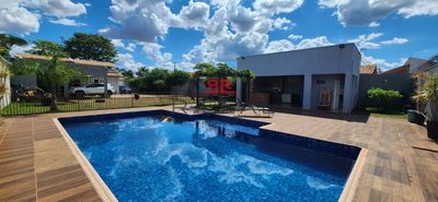 Casa, 3 quartos, 350 m² - Foto 1