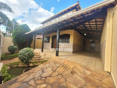 Casa, 4 quartos, 260 m² - Foto 2