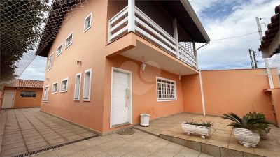 Sobrado, 4 quartos, 201 m² - Foto 1