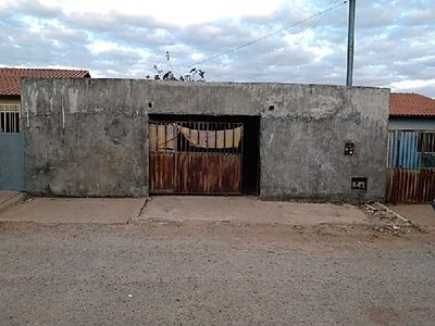 Casa, 2 quartos, 180 m² - Foto 1