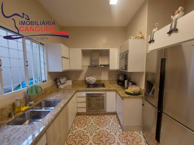 Casa, 4 quartos, 340 m² - Foto 4