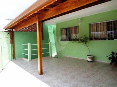 Sobrado, 3 quartos, 220 m² - Foto 1