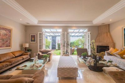 Casa, 4 quartos, 347 m² - Foto 1