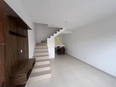 Sobrado, 2 quartos, 69 m² - Foto 1