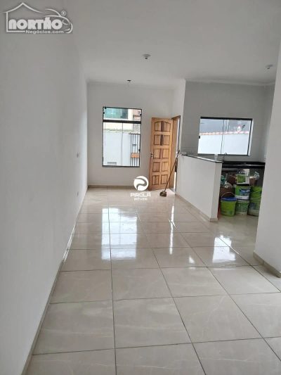 Casa, 5 quartos, 82 m² - Foto 2