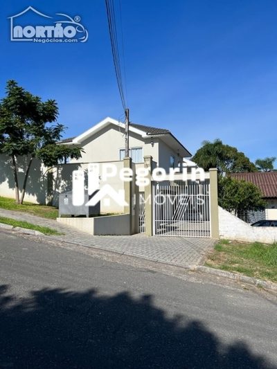 Casa, 4 quartos, 128 m² - Foto 1