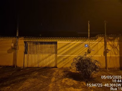 Casa, 2 quartos, 180 m² - Foto 1