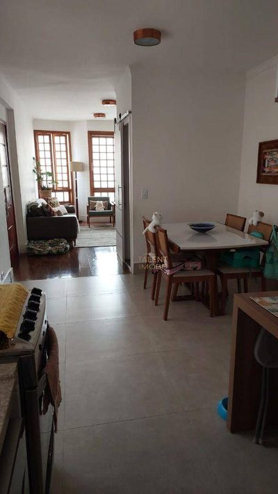Sobrado, 3 quartos, 200 m² - Foto 2