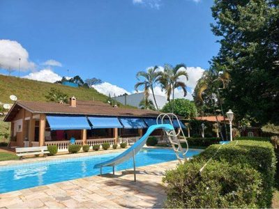 Chácara, 4 quartos, 2695 m² - Foto 1