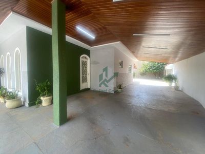 Casa, 2 quartos, 150 m² - Foto 1
