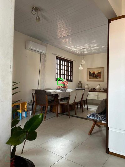 Casa, 3 quartos, 156 m² - Foto 1