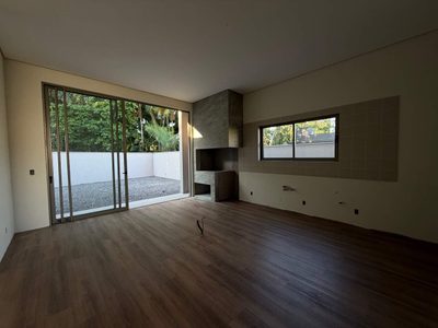 Casa, 3 quartos, 182 m² - Foto 4