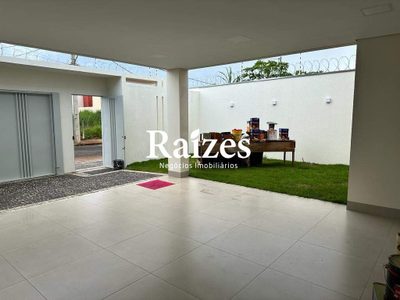 Casa, 3 quartos, 179 m² - Foto 1