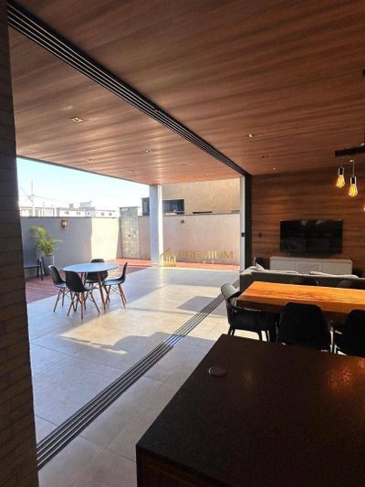 Sobrado, 3 quartos, 216 m² - Foto 4