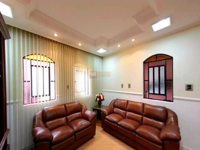 Sobrado, 3 quartos, 205 m² - Foto 2