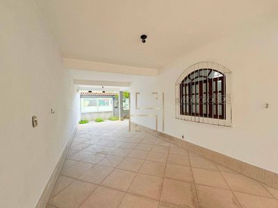 Casa, 5 quartos, 120 m² - Foto 2