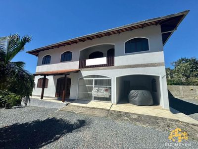 Casa, 6 quartos, 205 m² - Foto 2