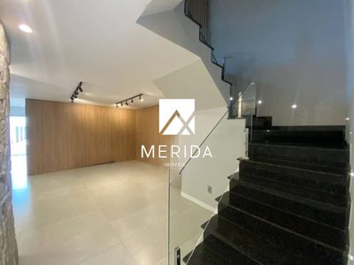 Sobrado, 3 quartos, 346 m² - Foto 2
