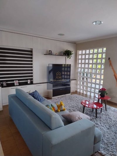 Casa, 3 quartos, 202 m² - Foto 1