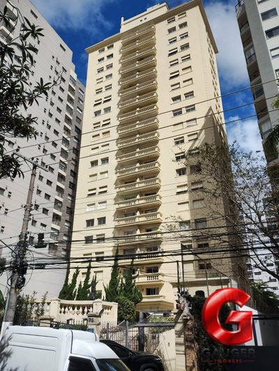 Apartamento, 4 quartos, 140 m² - Foto 1