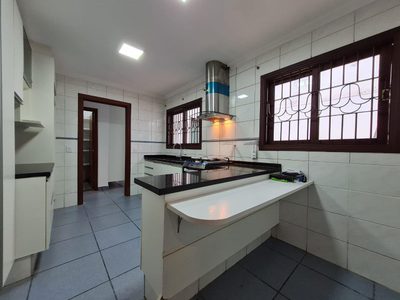 Casa, 4 quartos, 308 m² - Foto 3
