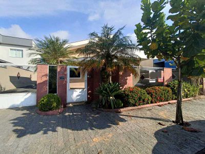 Casa, 3 quartos, 144 m² - Foto 1