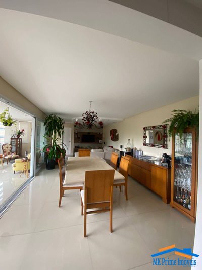 Apartamento, 4 quartos, 198 m² - Foto 1