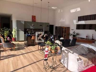 Casa, 3 quartos, 200 m² - Foto 1
