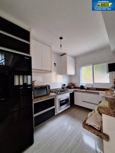 Chácara, 3 quartos, 2200 m² - Foto 2
