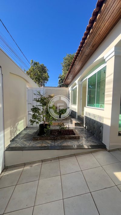 Casa, 3 quartos, 336 m² - Foto 1