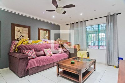Casa, 3 quartos, 150 m² - Foto 1