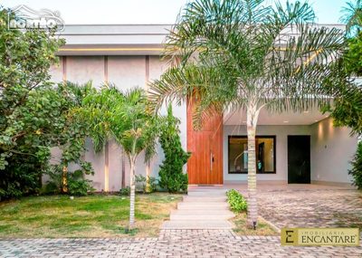 Casa, 4 quartos, 225 m² - Foto 1