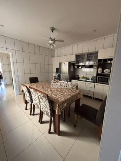 Casa, 2 quartos, 214 m² - Foto 2