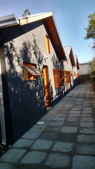 Casa, 2 quartos, 52 m² - Foto 1