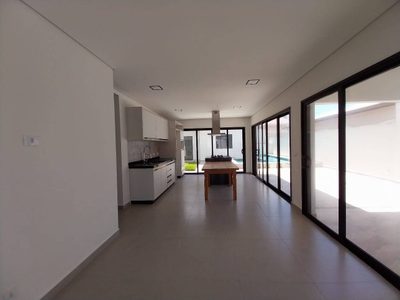 Casa, 4 quartos, 264 m² - Foto 3