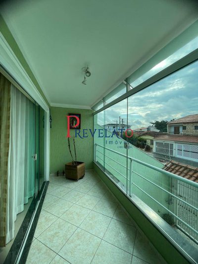 Sobrado, 3 quartos, 242 m² - Foto 2
