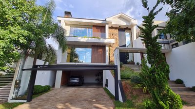 Casa, 3 quartos, 330 m² - Foto 1