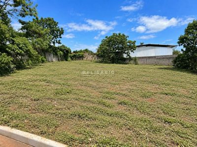 Loteamento e Condomínio, 1000 m² - Foto 1