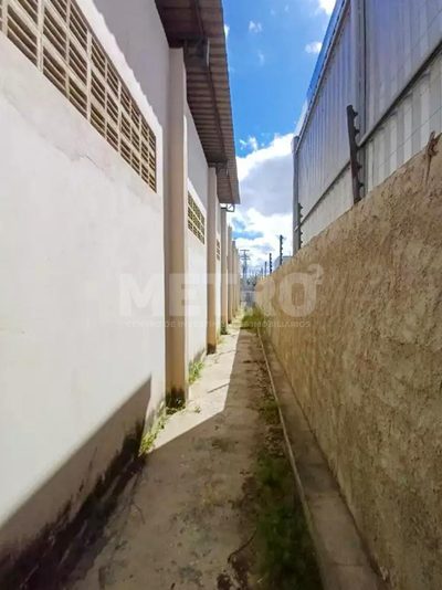 Depósito-Galpão, 1950 m² - Foto 5