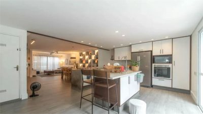Sobrado, 4 quartos, 280 m² - Foto 2