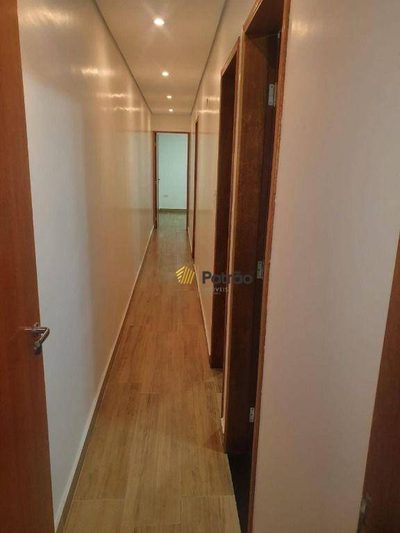 Sobrado, 3 quartos, 202 m² - Foto 3