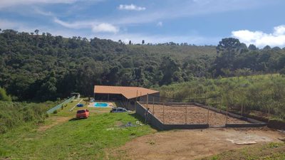 Chácara, 3 quartos, 3075 m² - Foto 1
