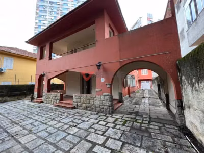 Casa, 7 quartos, 350 m² - Foto 2