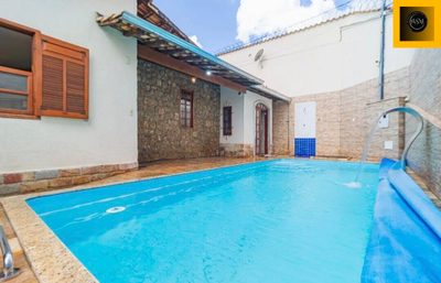 Casa, 4 quartos, 210 m² - Foto 2