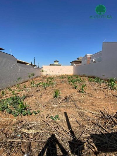 Terreno, 300 m² - Foto 1