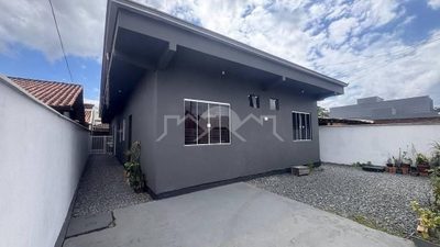 Casa, 6 quartos, 150 m² - Foto 1