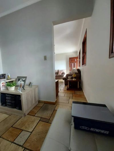 Casa, 3 quartos, 203 m² - Foto 2