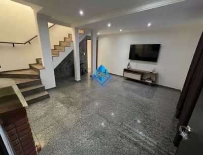 Sobrado, 3 quartos, 276 m² - Foto 1