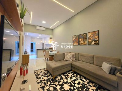 Casa, 3 quartos, 136 m² - Foto 1