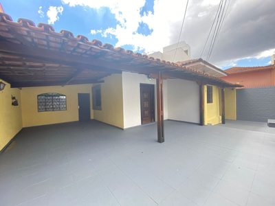 Casa, 3 quartos, 380 m² - Foto 2